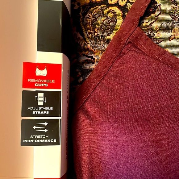 🆕 Reebok Ladies Seamless Bralettes-2 Pack - Picture 3 of 11